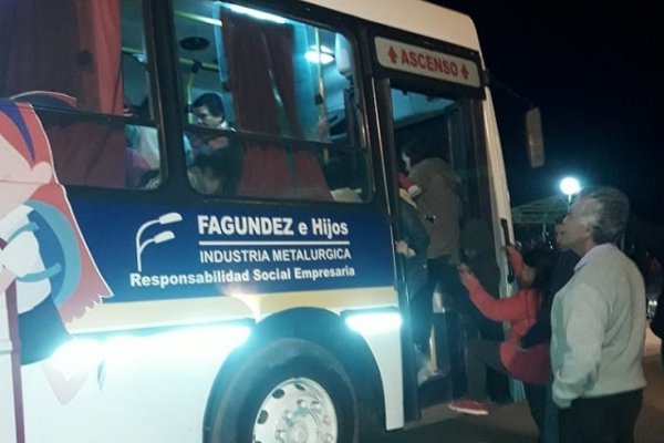 En el cierre de campaña Fagúndez donó un colectivo para transporte escolar gratuito