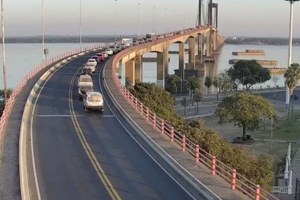 Una mujer dejó una carta y se habría arrojado del puente General Belgrano