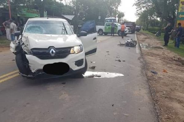Motociclista murió tras impactar contra un auto en el acceso a Paso de la Patria