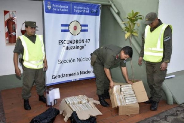 Corrientes: Gendarmería decomisó más de 52 kilos de marihuana ocultos en encomiendas