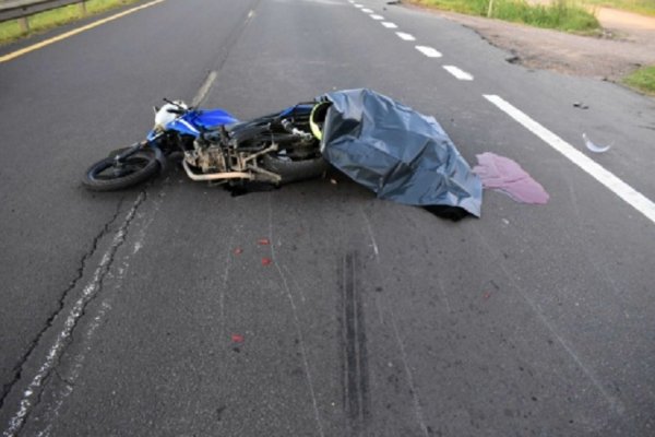 San Cosme: Joven motociclista murió al chocar contra un caballo