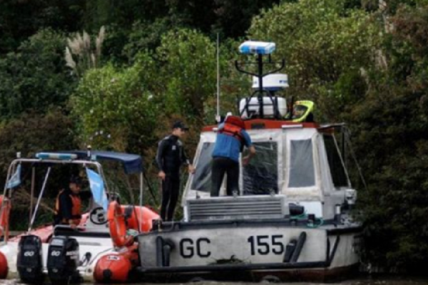 Pescadores hallaron dos piernas desmembradas flotando en el río Paraná