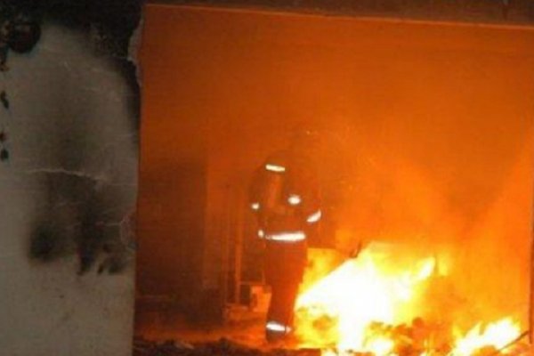Tragedia en Bella Vista: Hombre murió calcinado al incendiarse su vivienda