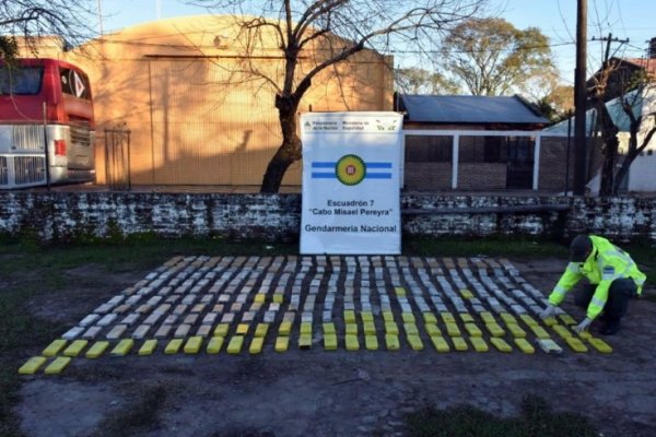 Corrientes: Detienen a tres conductores con más de 201 kilos de marihuana