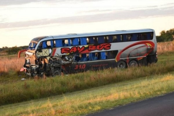 Tragedia en San Roque: Trasladaron al Hospital Escuela al chofer del colectivo Ray Bus