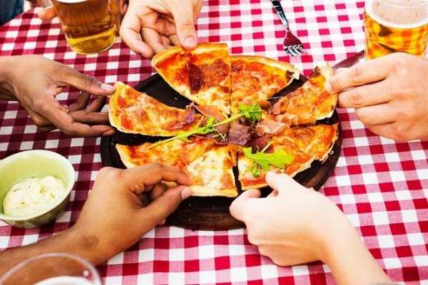 Salir a comer sale un 40% más caro que en 2018