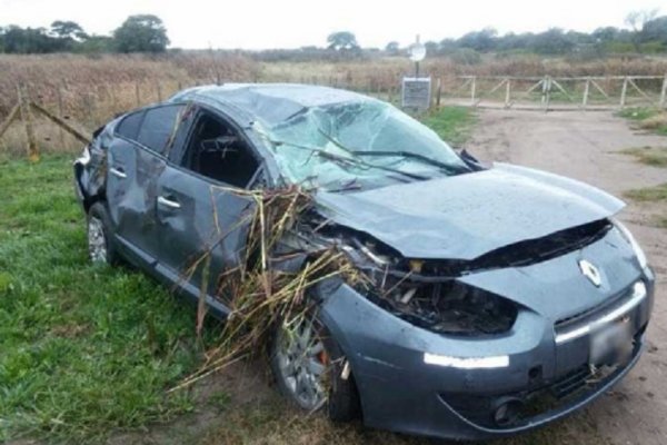 Trágico: Dos muertos tras despiste de un auto en 9 de Julio