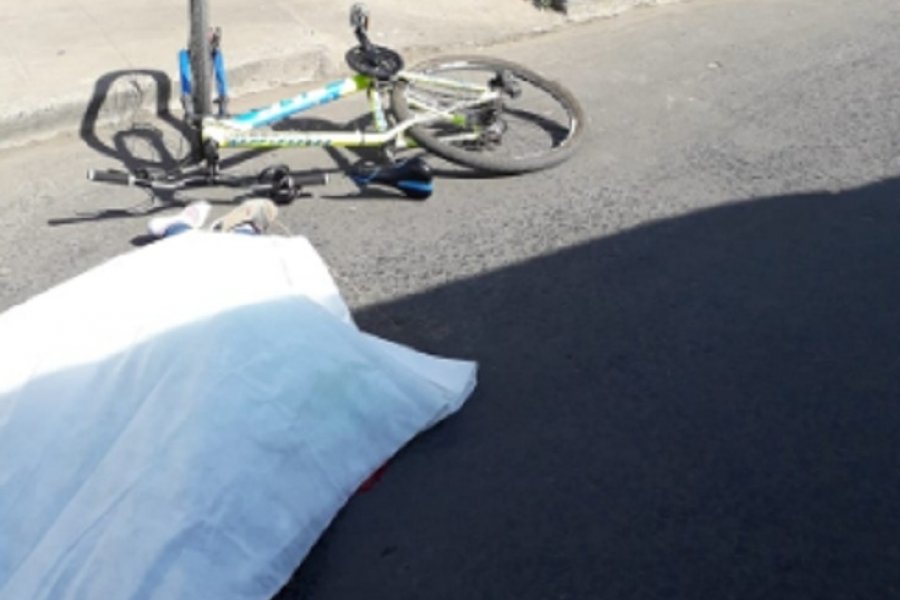 Santa Lucía: Un ciclista perdió la vida en siniestro vial