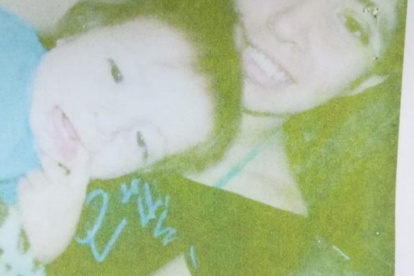 Buscan dar con el paradero de una adolescente y su bebé