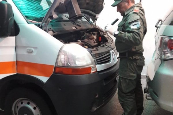 Gendarmería secuestró vehículos de alta gama y armas de fuego