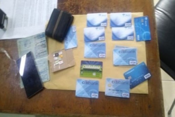 Detienen a un ingeniero electrónico guatemalteco