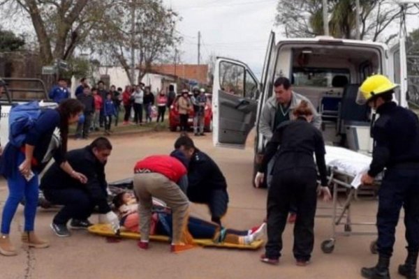Mercedes: una mujer resultó con lesiones leves tras chocar con una camioneta