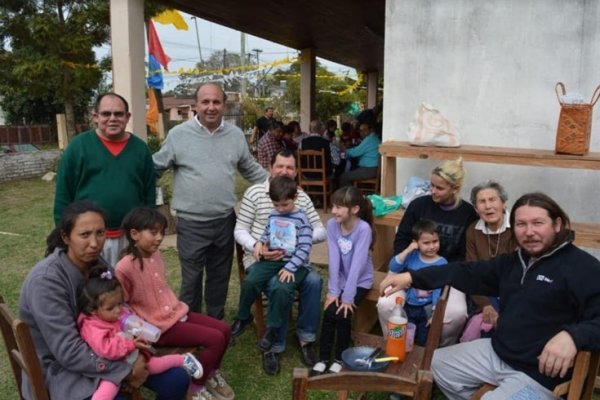El intendente Caram acompañó a la comunidad de San Roque en el día de su Santo Patrono