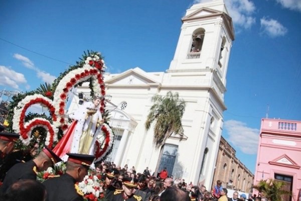 San Luis celebra sus fiestas en medio de refacciones en la parroquia