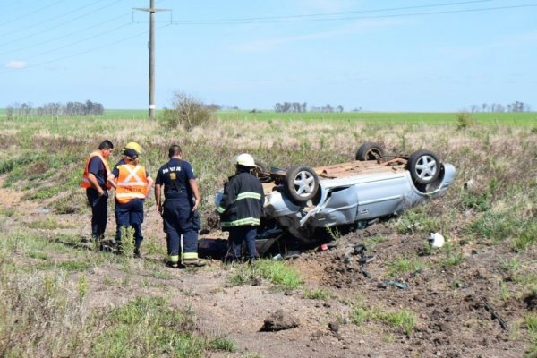 Hombre lesionado en siniestro vial