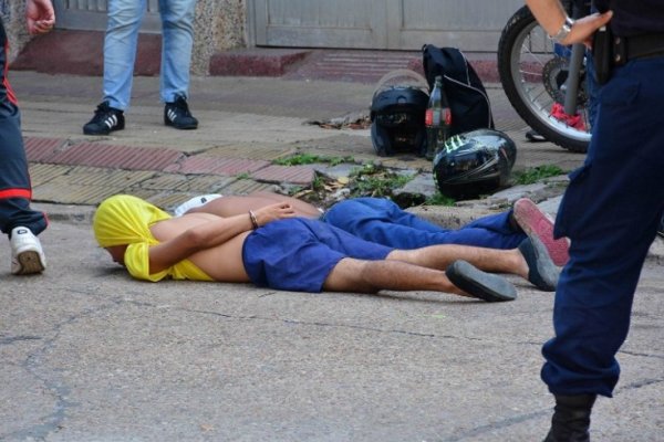 Robaron una moto y fueron aprehendidos en el barrio Libertad