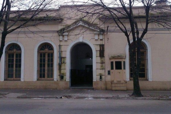 Lo denunciaron por supuesto abuso infantil y le hallaron droga