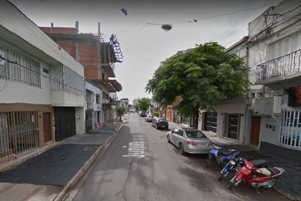 Un albañil cayó de un 5to piso, mientras trabajaba en una obra