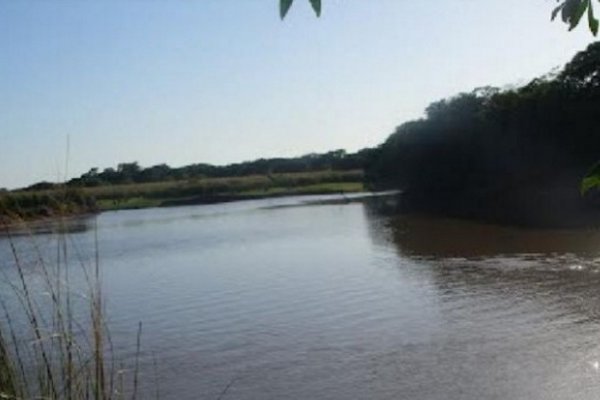 Turista misionero desapareció en aguas del río Aguapey
