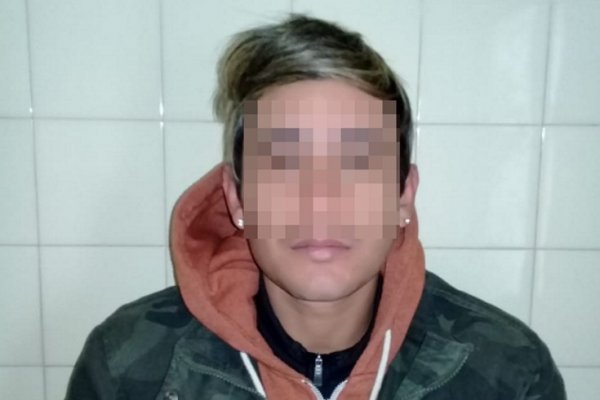 Arrebató el celular de una mujer en la parada de colectivos y fue detenido