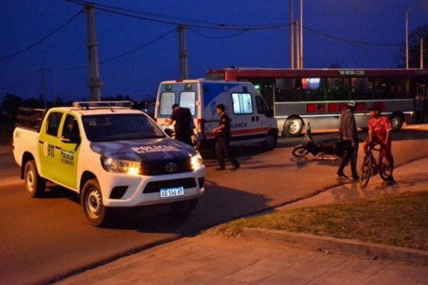 Insólito: Robaron un celular mientras atendían a una nena accidentada