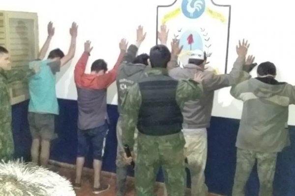 Policías demoraron a cinco sujetos y secuestraron animales silvestres