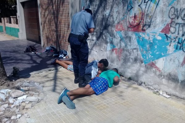 Demoran a un sujeto protagonizando incidentes