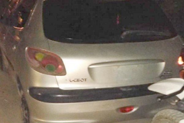 Tras una persecución, recuperaron un auto robado del B° San Benito