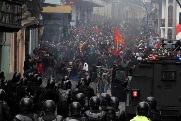 Ecuador bajo estado de excepción en medio de disturbios y protestas