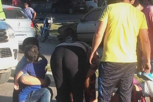 Una moto se llevó por delante a una nena de tres años
