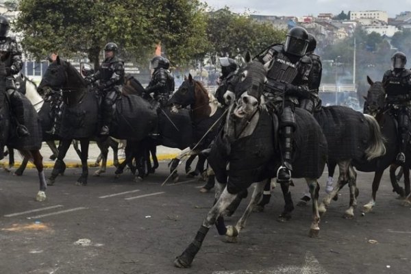 Huelga indefinida y movilización, en una nueva jornada negra para Ecuador