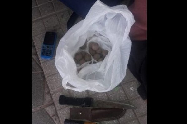 #SíSePuede en Sáenz Peña: Detuvieron a un hombre con un cuchillo en el acto de Macri
