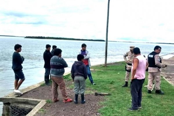 Bella Vista: Pescadores hallaron explosivo en la costanera