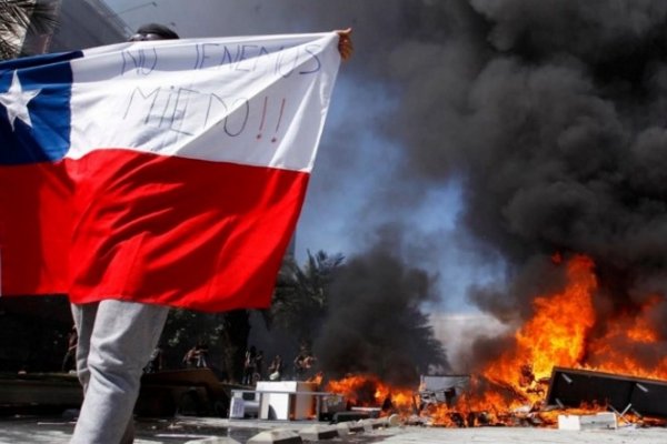 Ascienden a 15 los muertos en Chile por la represión militar