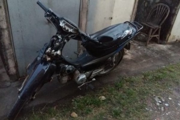 La Policía, recuperó una motocicleta sustraída minutos antes