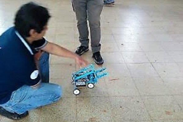 Expo Robótica en la Escuela “ESVO” de Virasoro