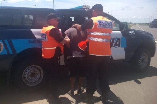 Tenía pedido de captura en Corrientes y fue detenido en Chajarí mientras viajaba para cosechar