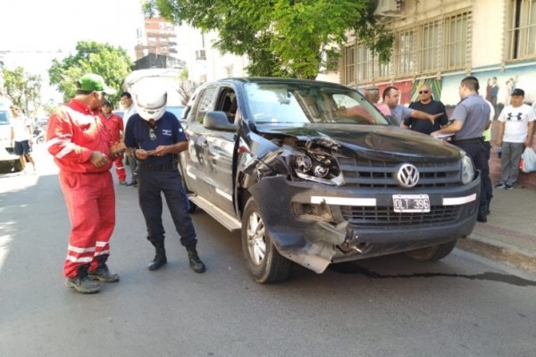 Cuádruple choque y fuga en el centro capitalino