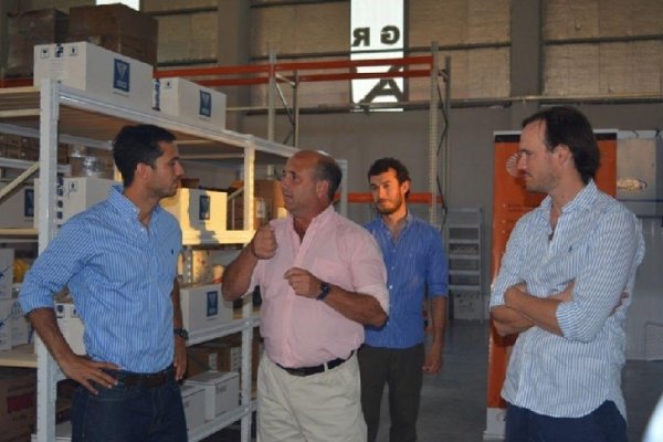 El Intendente de Mercedes participó de la Inauguración de la nueva Agro Veterinaria