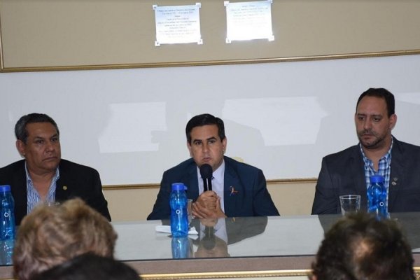 El intendente Irigoyen recibió al gobernador del Rotary Distrito 4845 Miguel Ángel Cruz