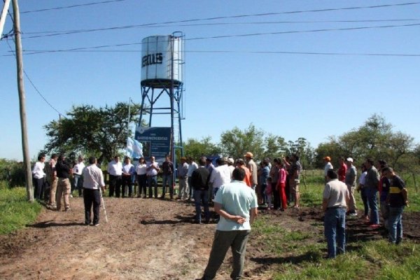 Inauguraron una red de agua potable en el barrio Merceditas