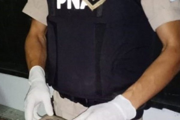 Goya: Narcos arrojaron droga al río al ver un patrullero