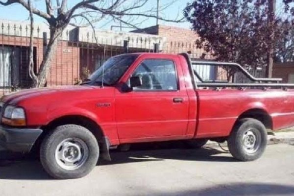 Secuestraron en Mburucuyá una camioneta sustraída en Santa Fe