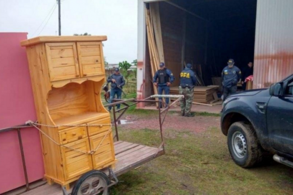 Préstamos gota a gota: Liberaron a 10 de los 17 colombianos detenidos