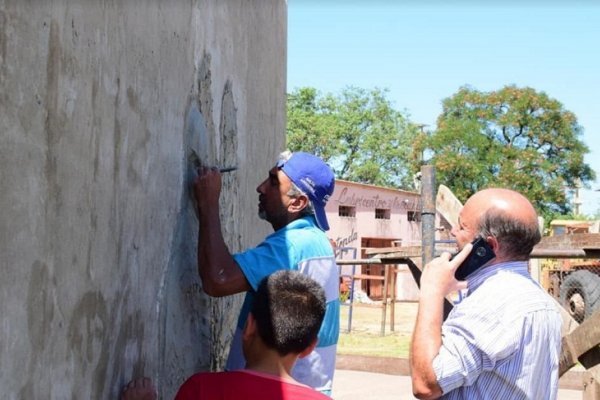 Mercedes: Comenzó la producción del mural de la Plazoleta Hnos. Sheridan