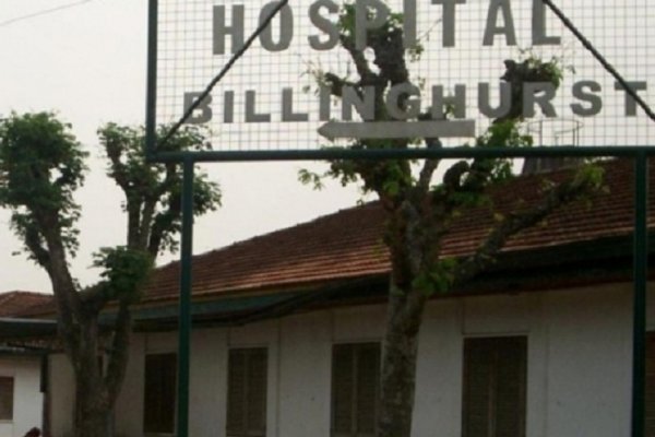 Sufrió graves quemaduras tras recibir descarga eléctrica en una escuela