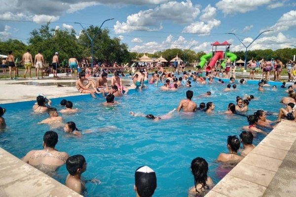 Mercedes: El verano ya se vive a pleno en el Balneario Municipal El Viejo Puente