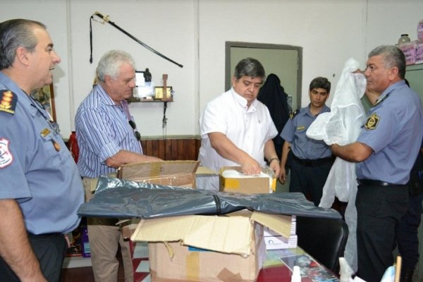 El Superior Tribunal de Justicia entregó elementos a los Bomberos