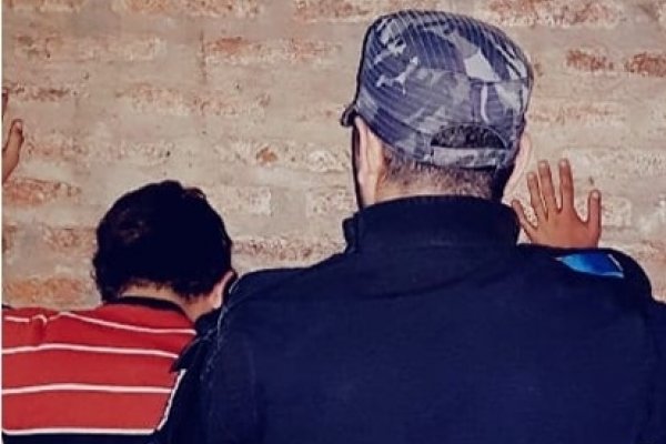 Detienen a un sujeto al cometer un ilícito y recuperan lo sustraído