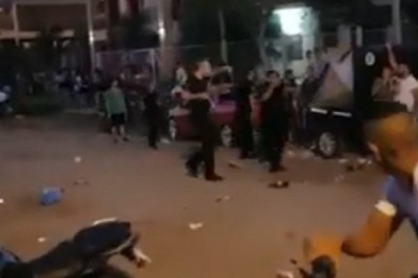 Paso de la Patria Corrientes: Impactantes imágenes de los desmanes y balas de goma de la policía